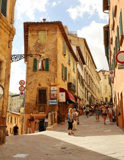Streets of Montepulciano with tourists